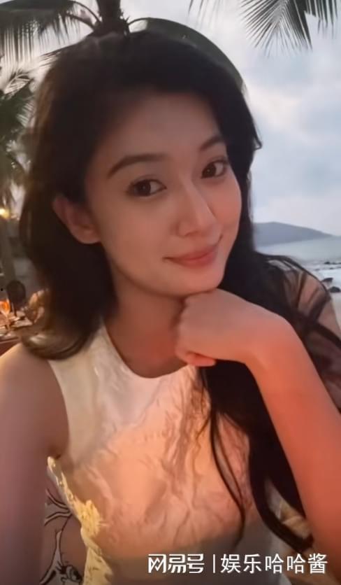网红吃瓜爆料蛇姐视频,蛇姐视频背后的惊人真相
