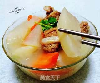 热门排骨炖萝卜加凉瓜,排骨炖萝卜搭配凉瓜，夏日清凉美味新体验