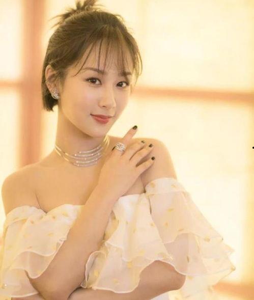 明星网红小达人图片,光影捕捉潮流魅力