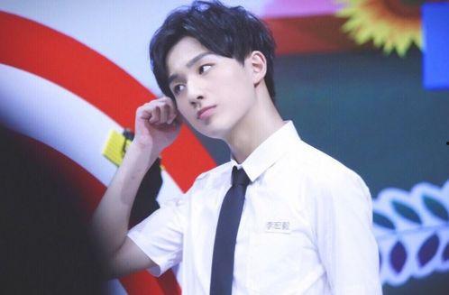 吃瓜爆料李宏毅视频播放